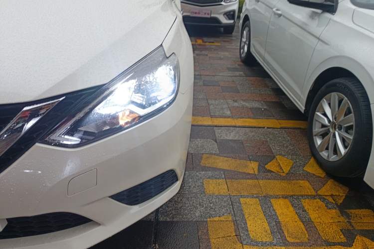 Used Nissan Sylphy 2022 Classic 1.6XE CVT Comfort Edition Left Front Headlight