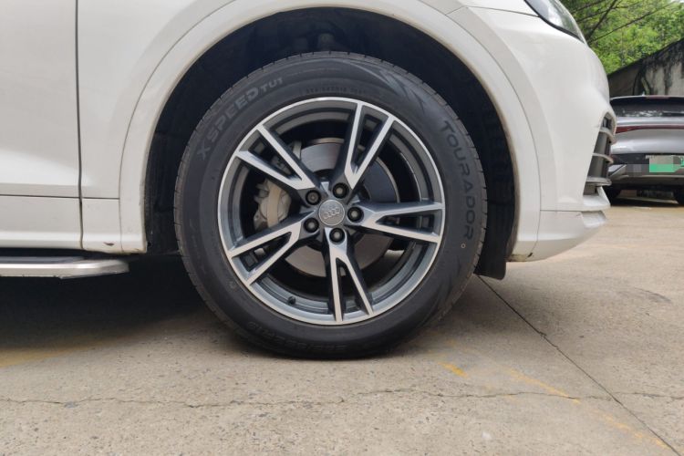 Used Audi Q5L 2018 40 TFSI Prestige Fashion Edition China V Right Front Wheel Hub