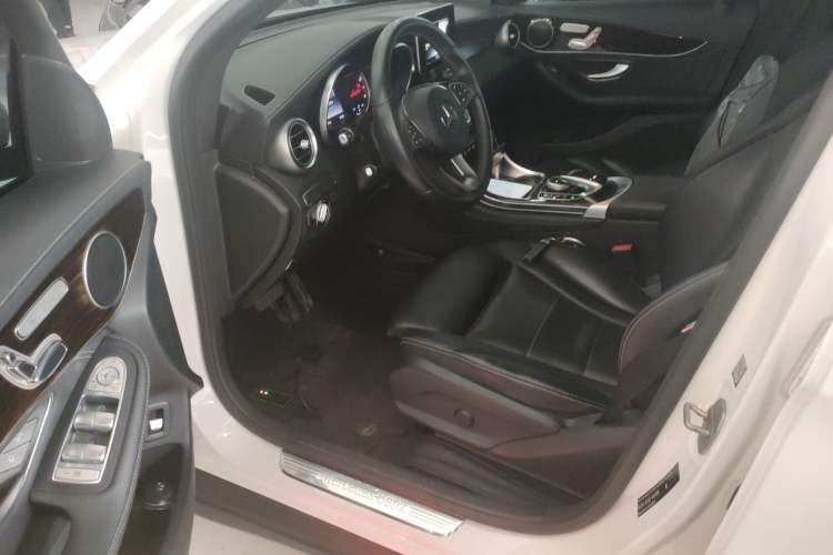 Used Mercedes-Benz GLC 2016 GLC 260 4MATIC Dynamic Edition
