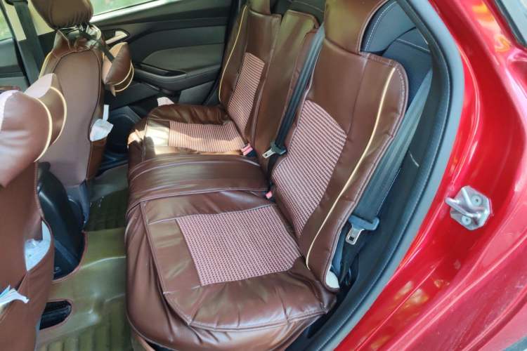 Used Ford Focus 2012 Hatchback 1.6L Manual Comfort Model