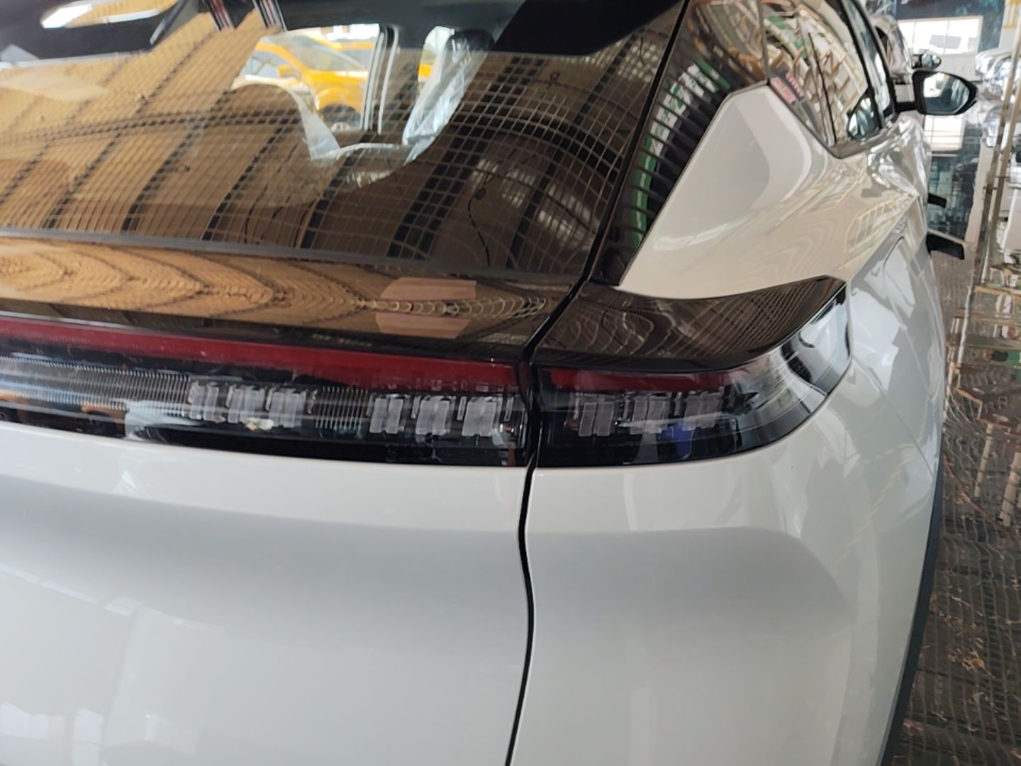 Dongfeng Aeolus SKY EV01 2025 530 km AIR Elite Edition — снимка 9
