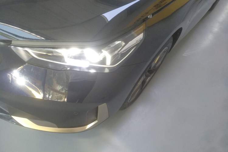 Used BMW i5 2024 eDrive 35L Prestige Luxury Package
