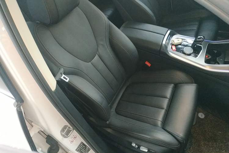 Used BMW X5 2019 xDrive40i M Sport Package

