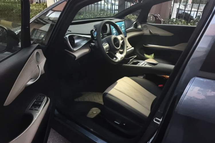 Used BYD Dolphin 2025 420km Free Edition
