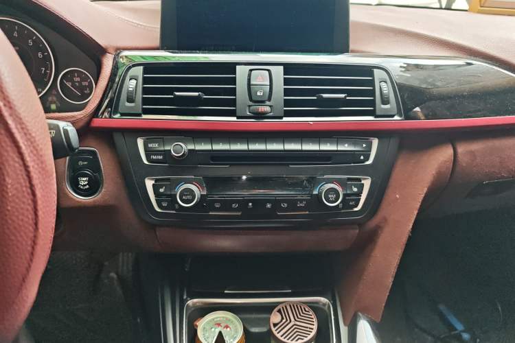 Used BMW 3 Series 2013 Restyled 320i Sport Design Package
