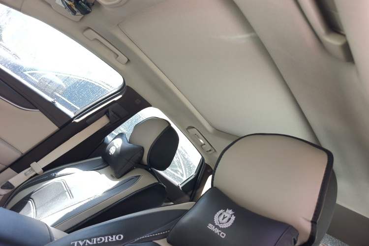 Used Cadillac XTS 2015 28T Comfort Model
