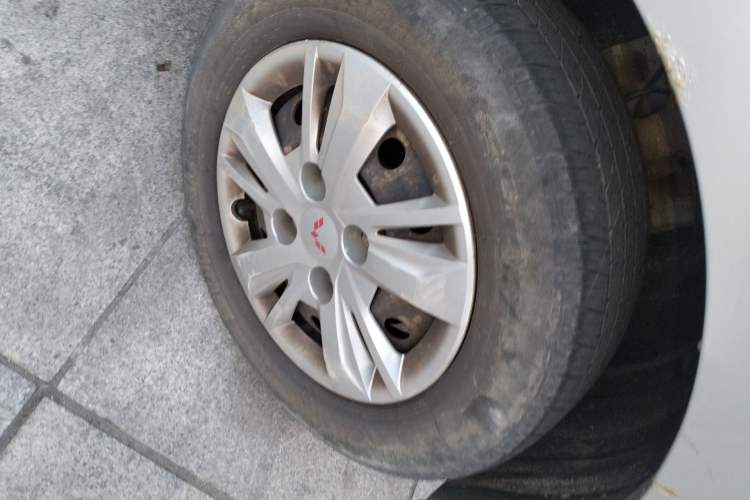 Used Wuling Hongguang 2019 1.5L S Basic Version China VI Standard LAR