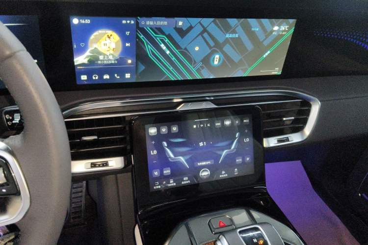 Used Hongqi E-HS9 2021 460 km Range Flagship Edition Six-Seater Audio And AC Panel