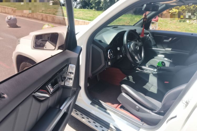 Used Mercedes-Benz GLK-Class 2015 GLK 300 4MATIC Luxury Ultimate Edition Driver Seat