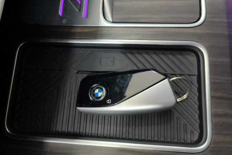 Used BMW 7 Series 2023 735Li M Sport Package Interior 1