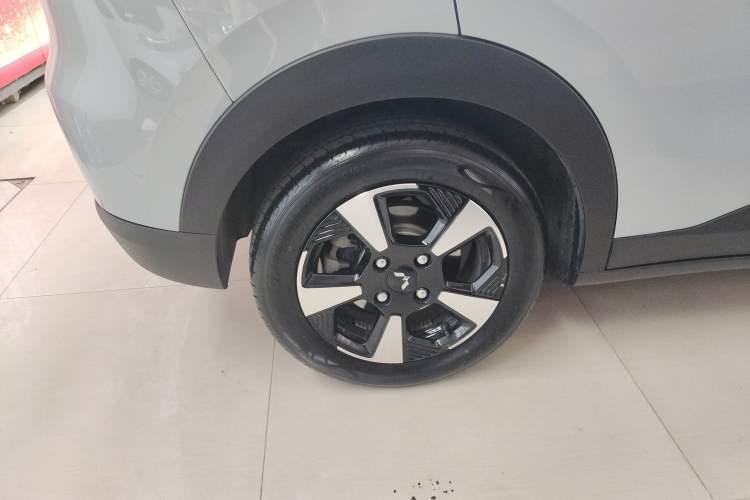 Used Wuling Bingo PLUS 2024 510 km Flagship Edition Four-Seater Version Exterior 5