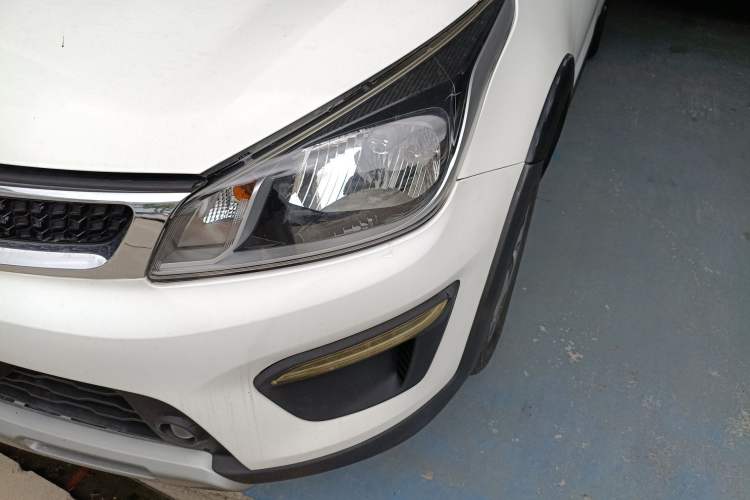 Used Kia KX Cross 2017 1.4L AT GLS
