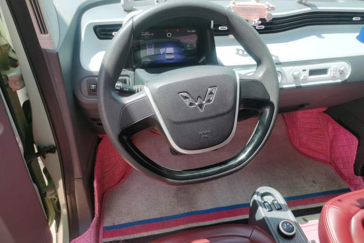 Used Wuling Hongguang MINIEV 2021 Macaron Premium Model – Lithium Iron Phosphate
