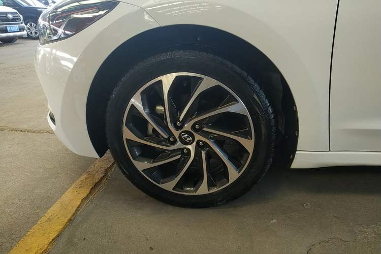 Used Hyundai Elantra (6th Generation / Lingdong) 2020 1.5L CVT Smart & Stylish – Elite Version