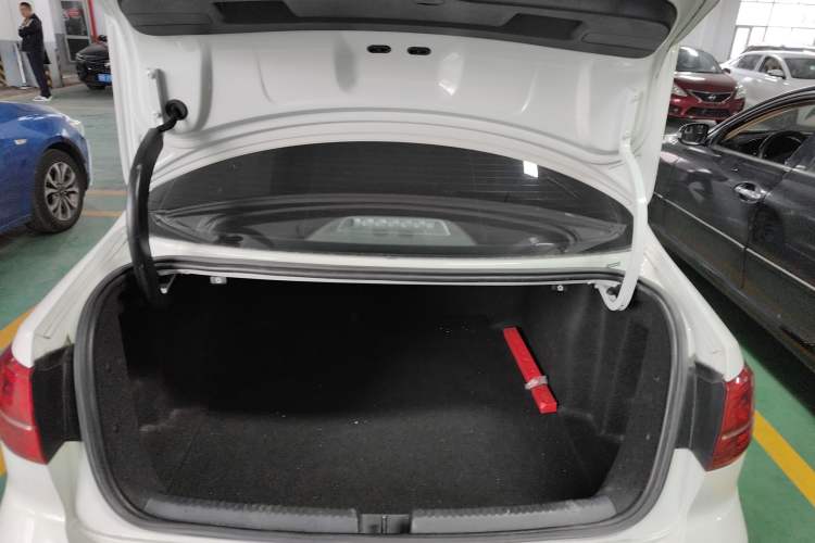 Used Volkswagen Sagitar 2018 280TSI DSG Ignite Edition Trunk