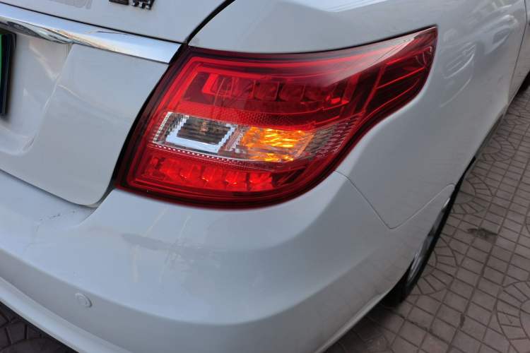 Used Geely Auto Vision 2016 1.5L Manual Happiness Edition