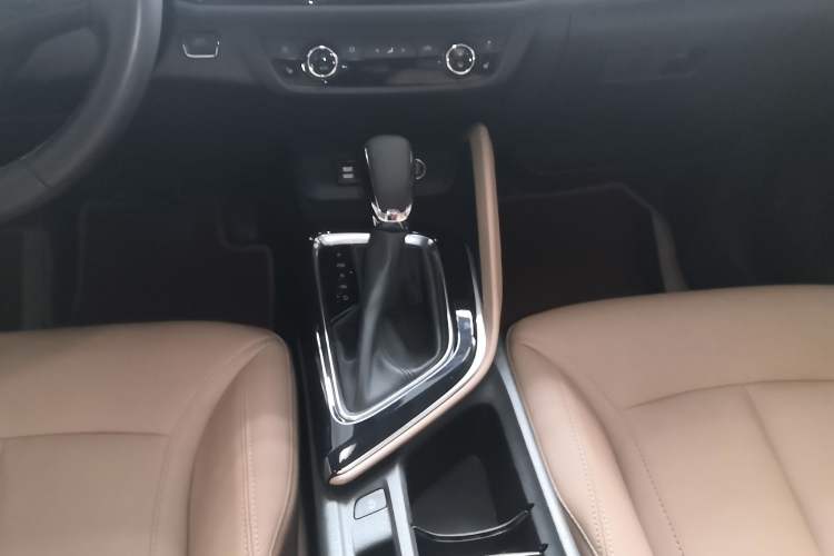 Used Buick GL6 2021 323T Mild Hybrid Connect Prestige Model