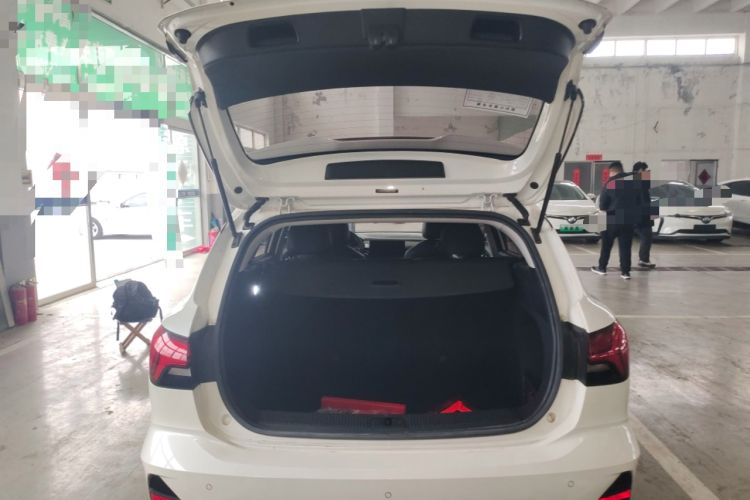 Used Roewe Ei5 2021 500 Prestige Edition Trunk