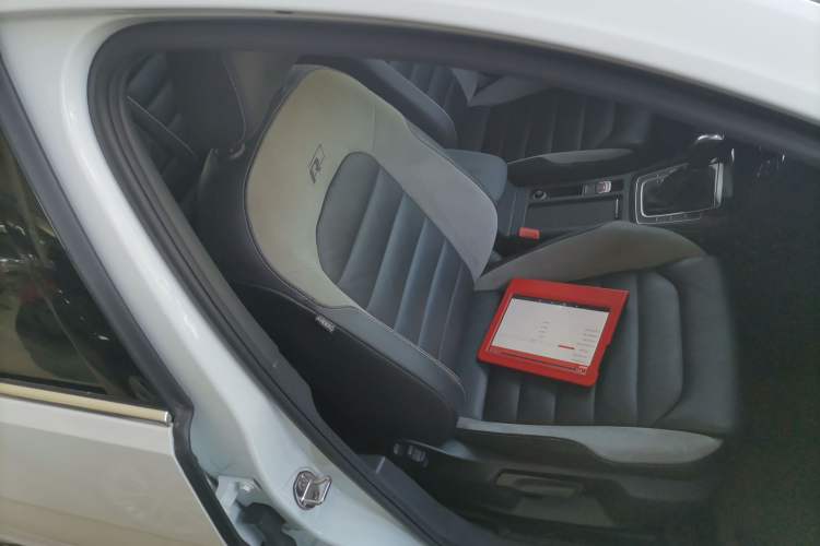 Used Volkswagen Golf 2019 280TSI DSG R-Line China VI Standard
