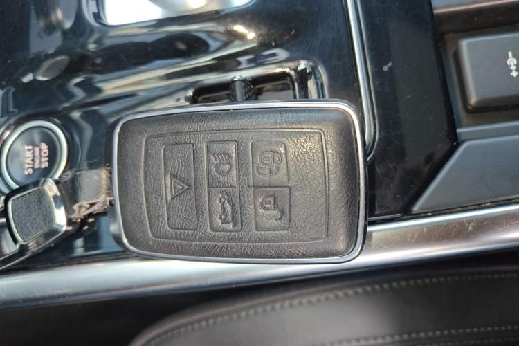 Used Jaguar XEL 2021 2.0T 250 PS S Progressive Elegance Edition