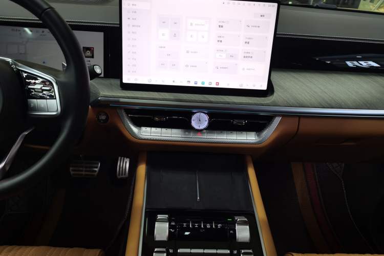 Used Tank 500 New Energy 2026 Model—Hi4-T Smart Enjoyment Version Audio And AC Panel