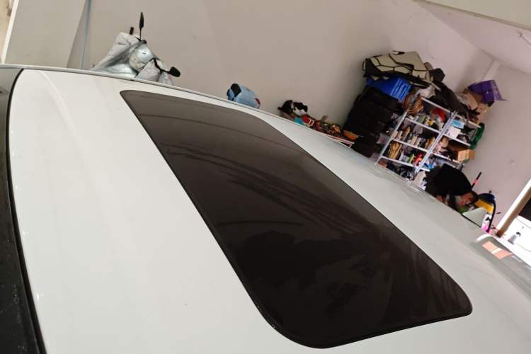 Used Hyundai Elantra (6th Generation / Lingdong) 2019 1.5L CVT ZhiXuan – Elite Version Roof