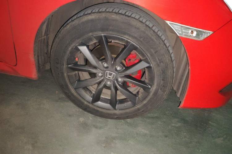 Used Honda Civic 2019 220TURBO CVT Dynamic Edition China VI Right Front Wheel Hub