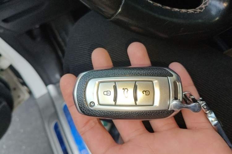 Used Geely Auto Emgrand X7 Sport 2016 1.8TD Automatic ZhiZun Version