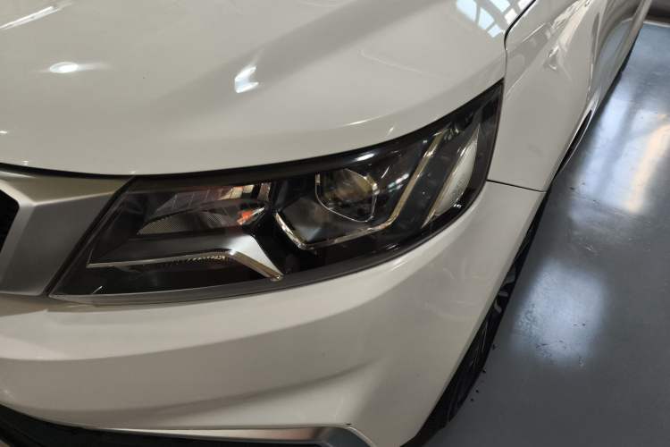 Used Geely Auto Vision X6 2019 1.8L Manual 4G Connect Luxury Version China V Standard
