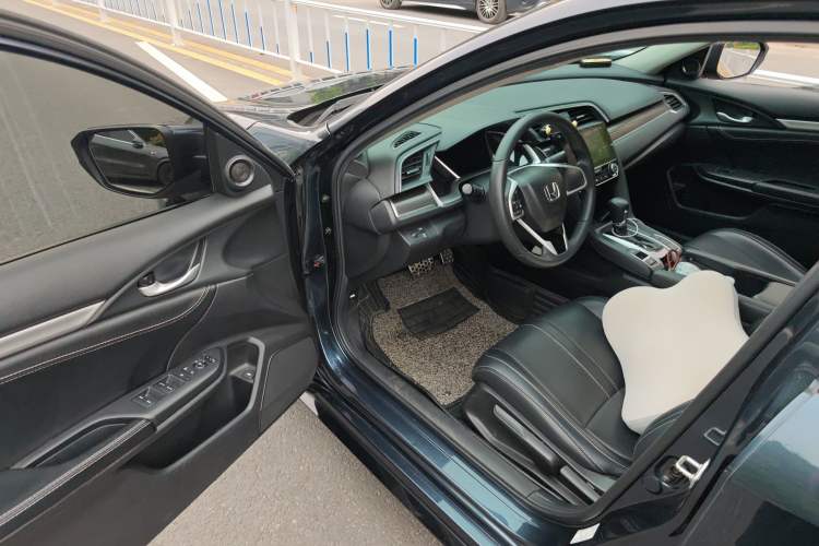 Used Honda Civic 2019 220TURBO CVT Dynamic Edition China VI Emission Standard
