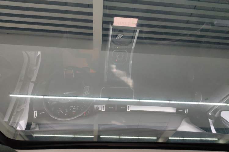 Used Land Rover Range Evoque 2018 240 PS SE Smart Brilliance Edition