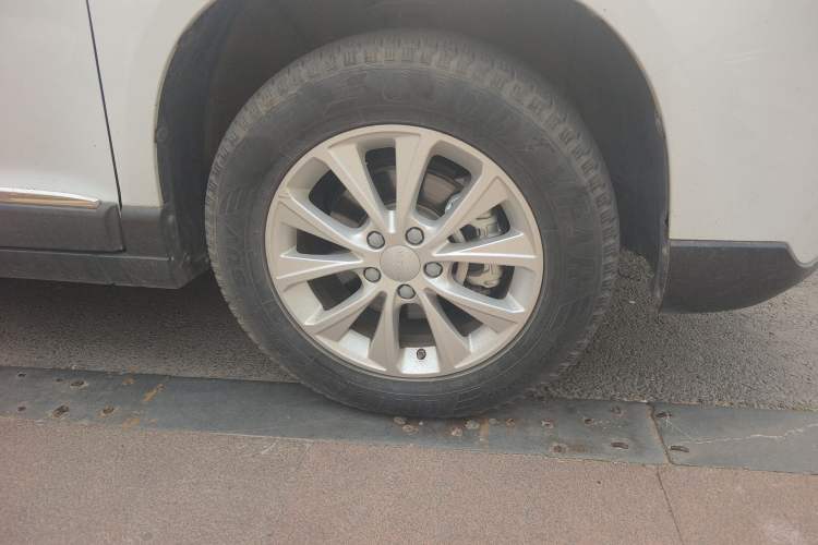 Used Haval H6 2019 Sport Edition 1.5T Automatic Two-Wheel Drive Elite Model China VI Right Front Wheel Hub