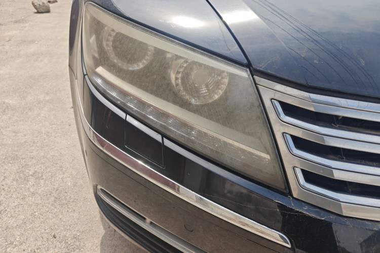 Used Volkswagen Phaeton 2011 3.6L V6 5-Seater Extended Comfort Version
