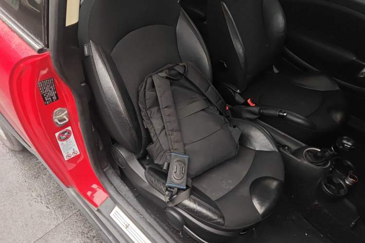 Used MINI 2011 1.6L COOPER Fun
