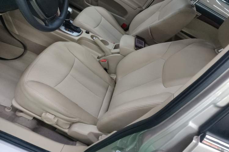 Used Roewe 350 2014 1.5L Automatic Xunyue Version
