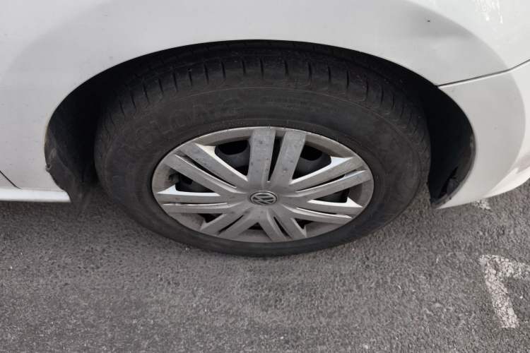 Used Volkswagen Polo 2016 1.4L Manual Fashion Model
