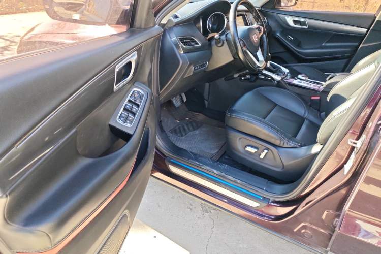 Used Zotye SR7 2017 1.5T CVT Cube Dream Edition