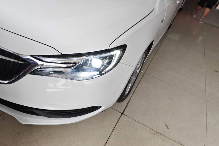 Used Buick GT 2021 Revised Version Flagship 1.5L Automatic Elite Edition Left Front Headlight