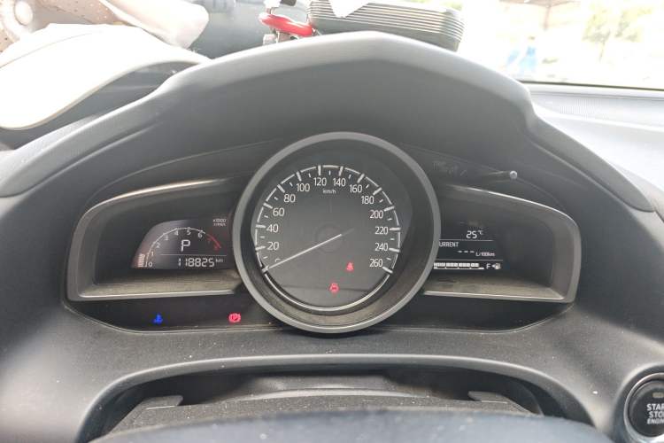 Used Mazda CX-4 2018 2.0L Automatic Two-Wheel Drive Blue Sky Dynamic Version China VI Standard Instrument Cluster