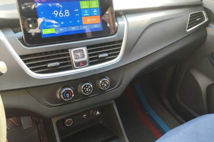 Used Baojun 730 2021 1.5T Manual Fashion Version 7 Seats