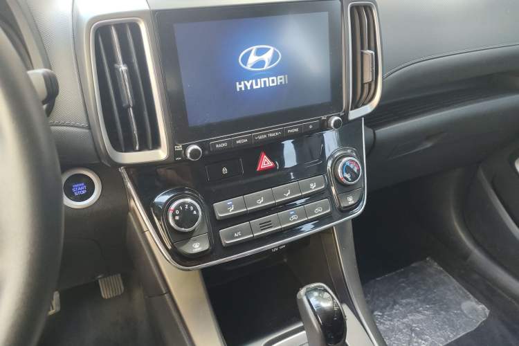 Used Hyundai ix35 2019 2.0L Automatic 2WD Zhiyong·Changxiang Edition China V Standard

