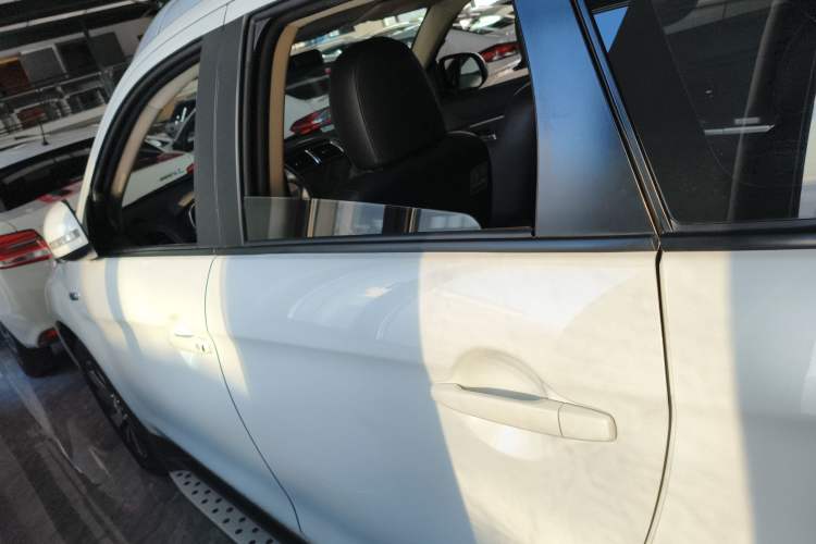 Used Mitsubishi ASX 2018 2.0L CVT Two-Wheel Drive Deluxe Edition