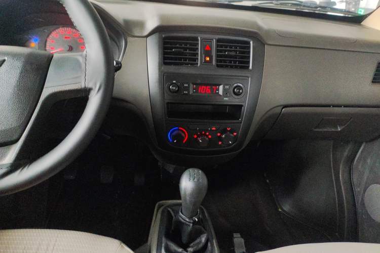 Used Wuling Rongguang 2020 1.2L S Base Model China VI