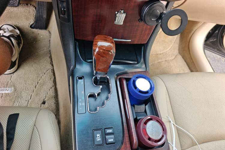 Used Toyota Crown 2010 2.5L Royal Leather Sunroof Edition