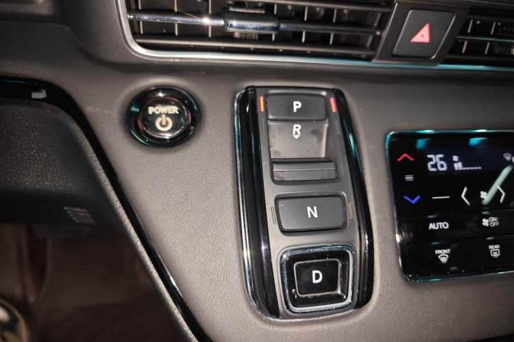 Used Honda Elysion 2024 2.0L eHEV Luxury Edition