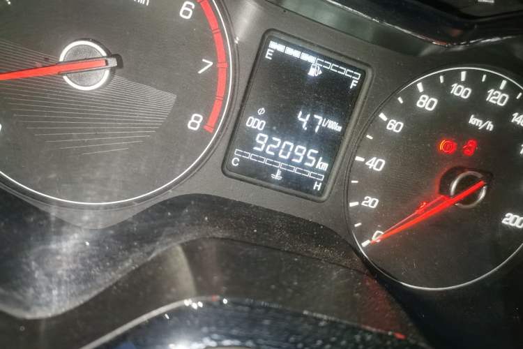 Used Baojun 310 2016 1.2L Manual Luxury Model
