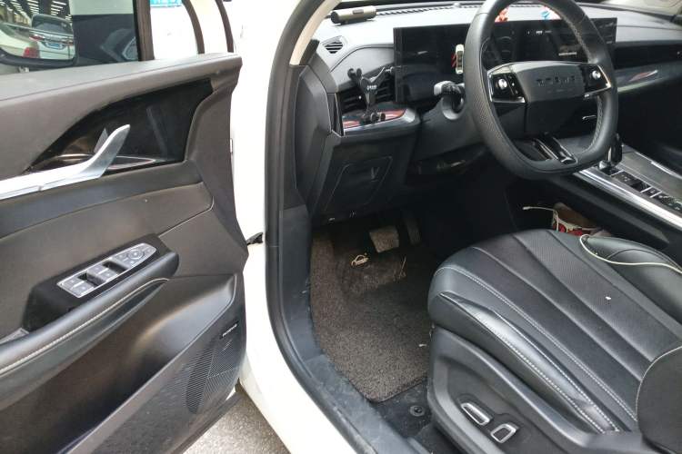 Used Roewe RX5 MAX 2022 1.5T Automatic Zhiwei Prestige Edition
