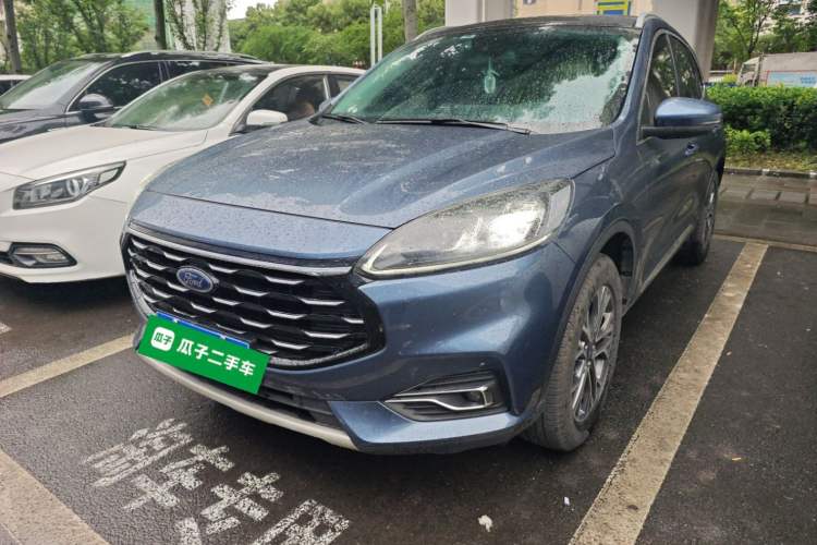 Used Ford Escape 2020 EcoBoost 245 Two-Wheel-Drive Titanium Edition