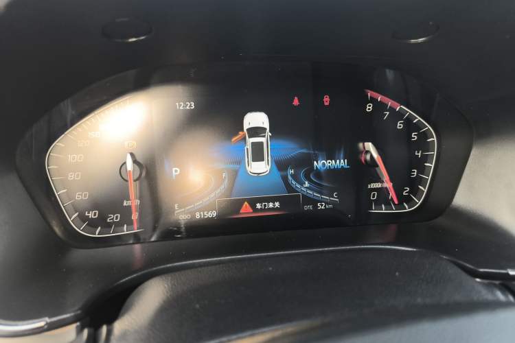 Used CHANGAN CS75 2020 280T DCT Luxury Model China VI Standard
