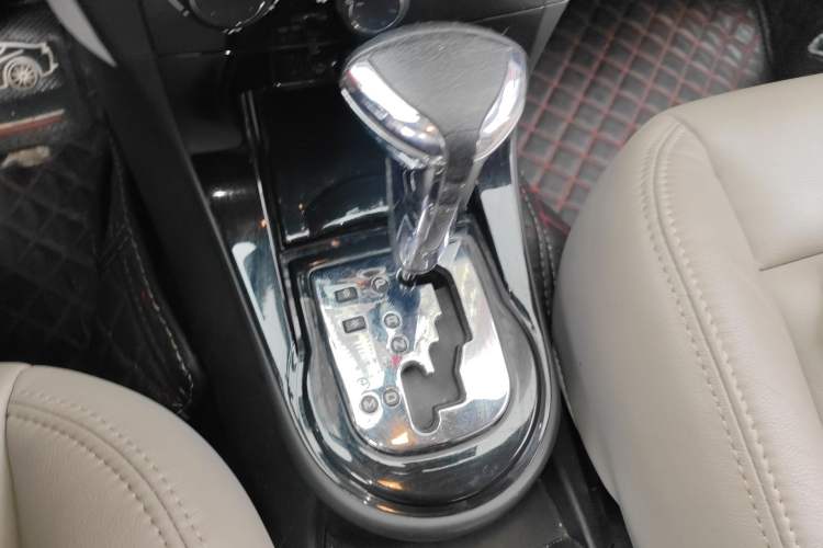 Used Citroen C-Quatre 2013 Sedan 1.6L Automatic Prestige Model Gear Lever